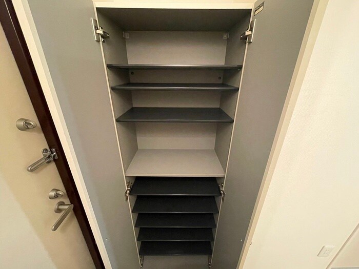 物件内観写真16　(靴箱)