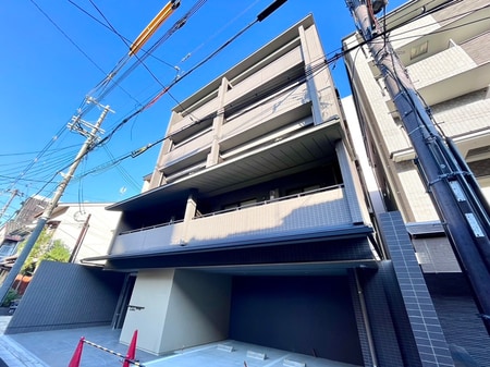 ＣＡＬＭ姉小路通外観写真