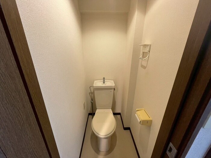 物件内観写真11　(トイレ)