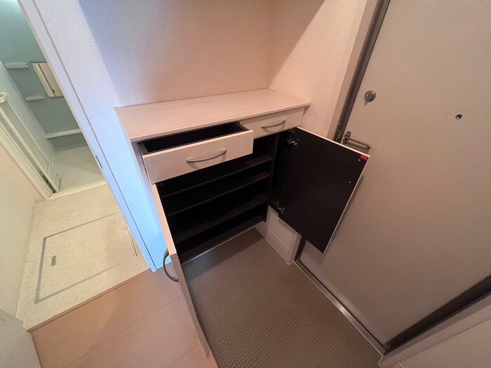 物件内観写真19　(靴箱)