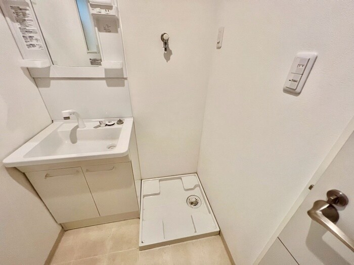 物件内観写真15　(洗面)