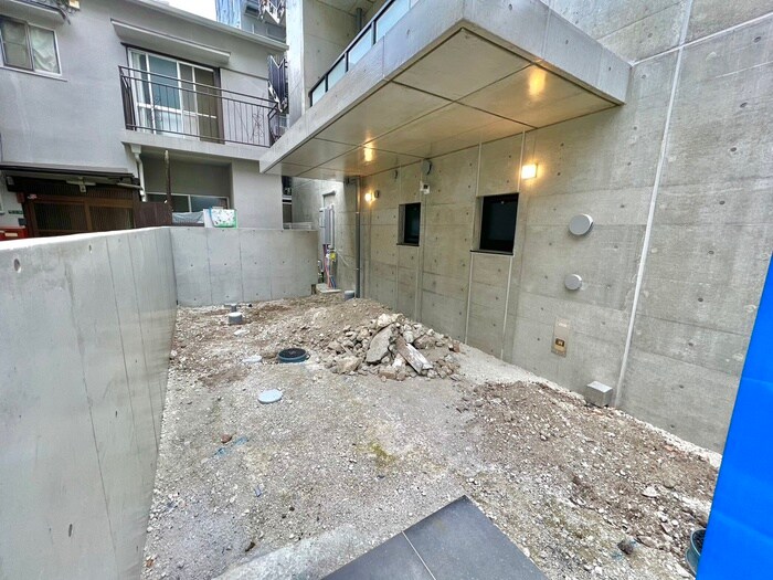 物件外観写真6　(駐輪場)