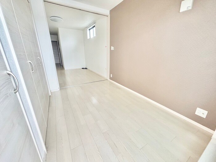 物件内観写真9　(居室)