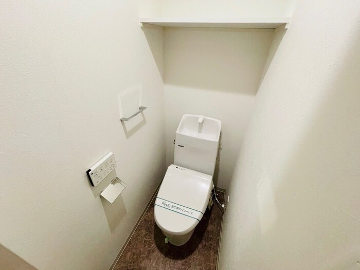 物件内観写真14　(トイレ)