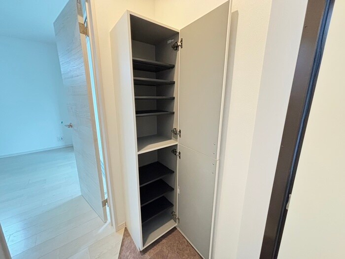 物件内観写真16　(靴箱)