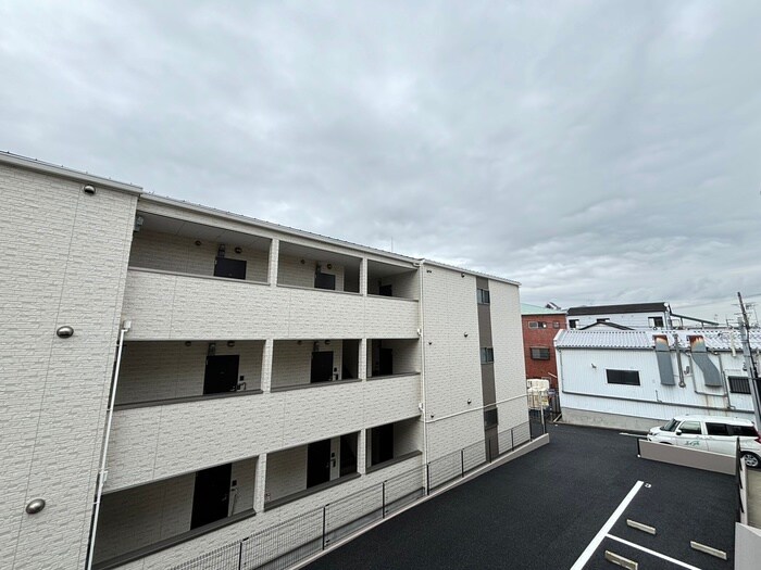 物件内観写真22　(室内からの展望)