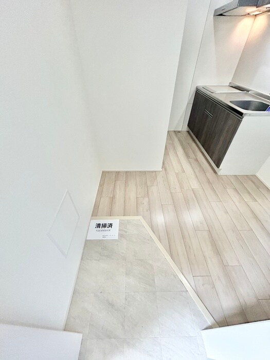 物件内観写真14　(玄関)