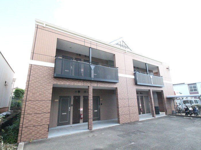 物件外観写真2　(外観写真)