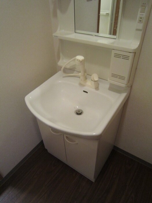 物件内観写真12　(洗面)