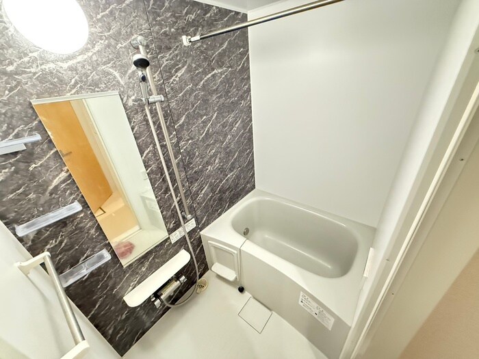 物件内観写真12　(バス／シャワールーム等)