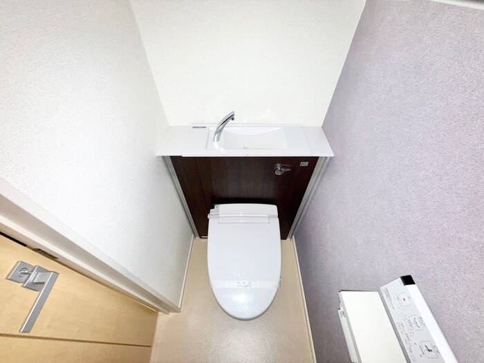 物件内観写真13　(トイレ)