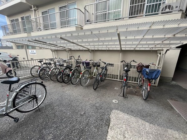 駐輪場