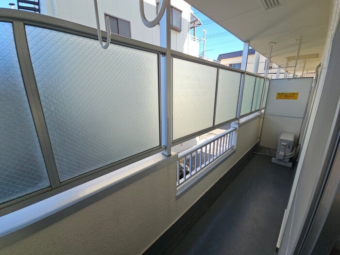 物件内観写真13　(室内からの展望)