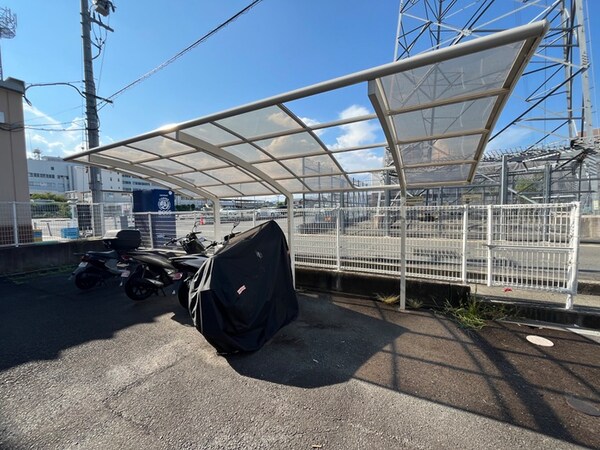 バイク置き場