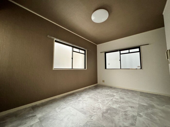 物件内観写真11　(居室)