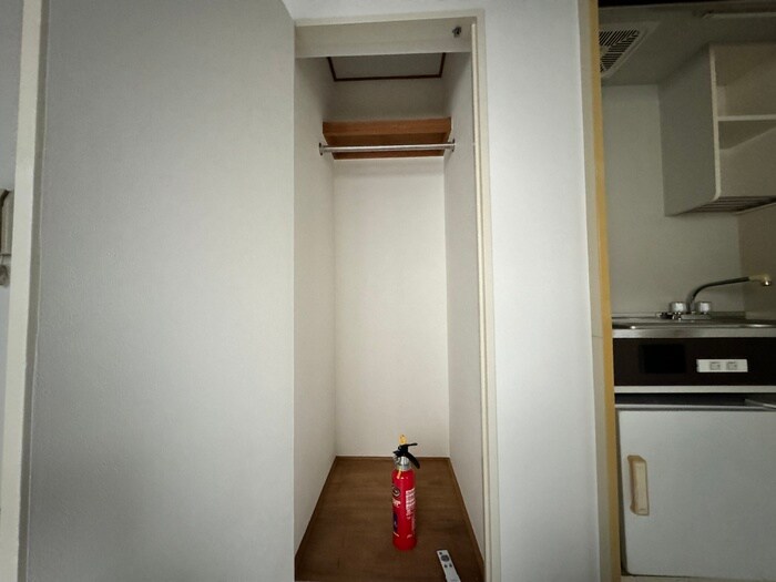 物件内観写真21　(収納)