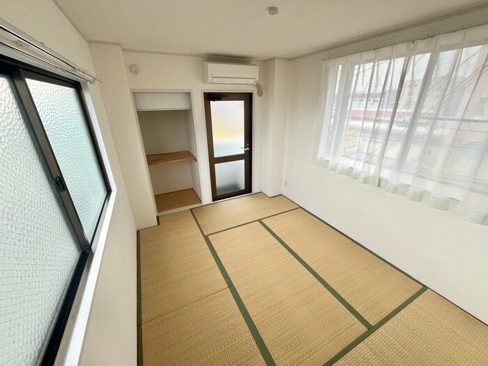 物件内観写真9　(居室)