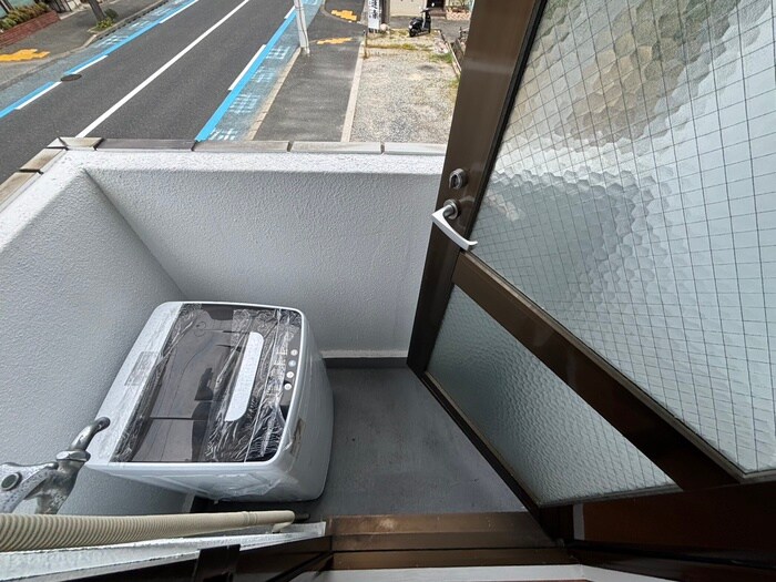 物件内観写真15　(洗濯機置場)