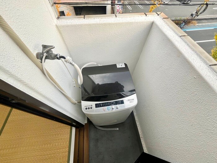 物件内観写真15　(洗濯機置場)