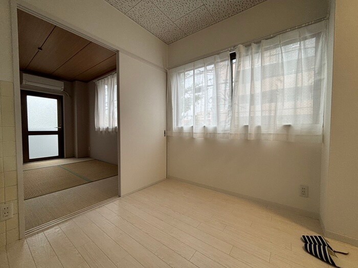 物件内観写真19　(居室)