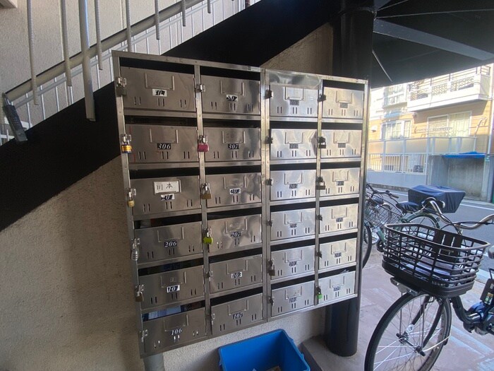 物件外観写真4　(建物設備)