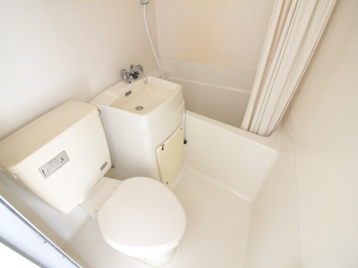 物件内観写真12　(バス／シャワールーム等)