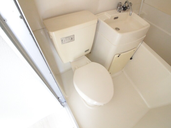 物件内観写真14　(トイレ)