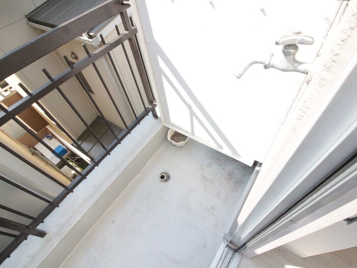 物件内観写真15　(洗濯機置場)