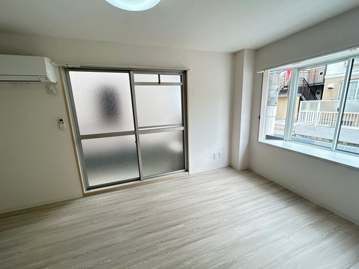 物件内観写真21　(居室)