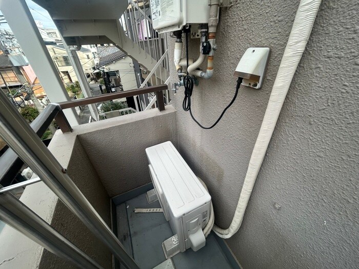 物件内観写真20　(洗濯機置場)