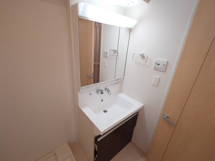 物件内観写真14　(洗面)