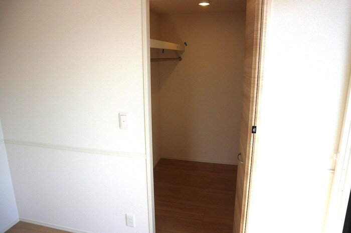 物件内観写真7　(収納)