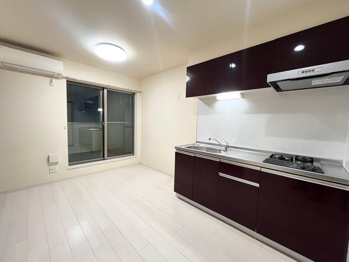 物件内観写真9　(居室)