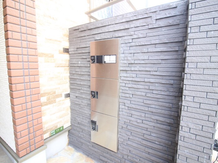 物件外観写真4　(建物設備)