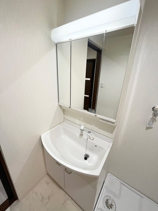 物件内観写真13　(洗面)