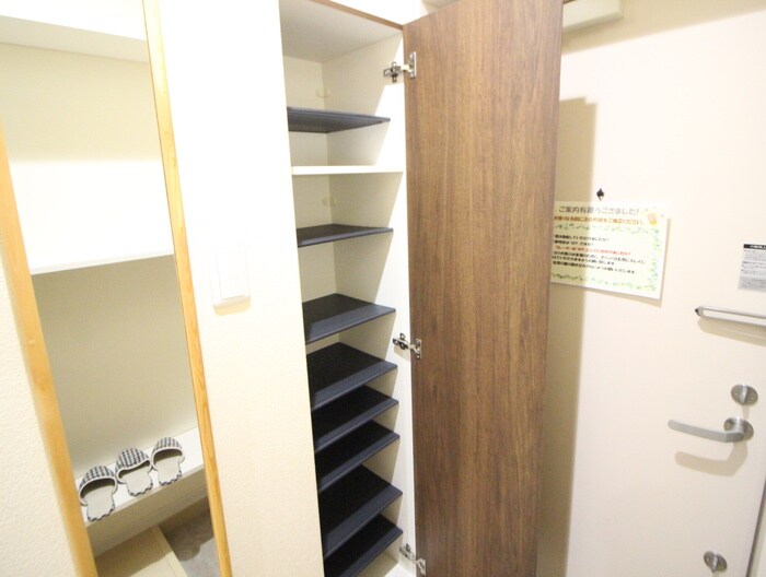 物件内観写真22　(靴箱)
