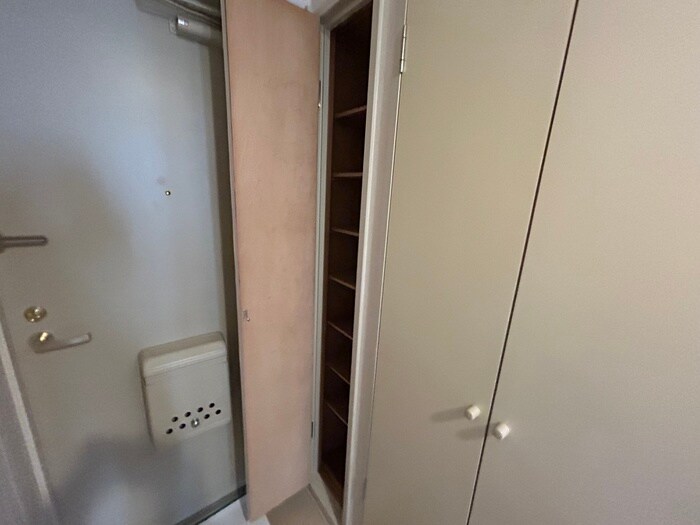 物件内観写真18　(靴箱)
