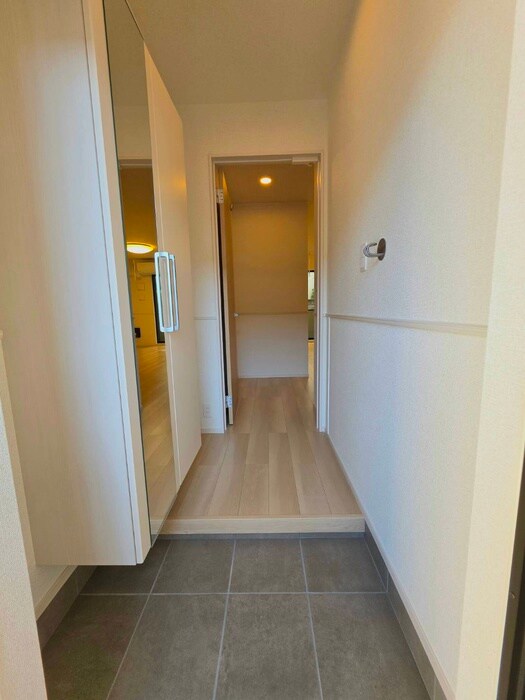 物件内観写真20　(廊下)
