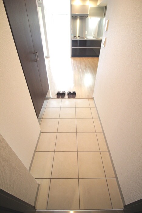 物件内観写真15　(玄関)