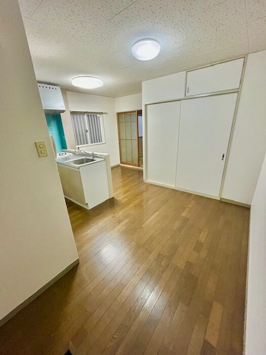 物件内観写真8　(居室)