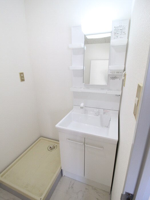 物件内観写真8　(洗面)