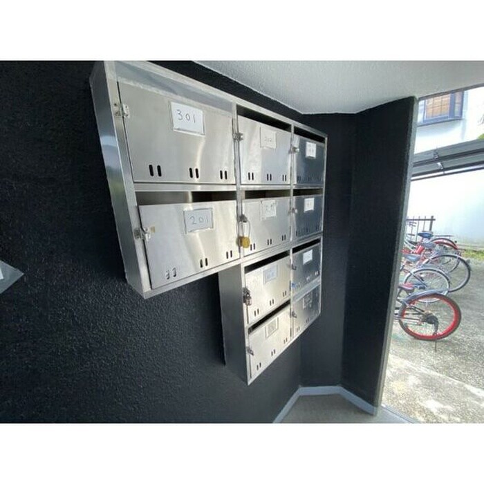 物件外観写真4　(建物設備)