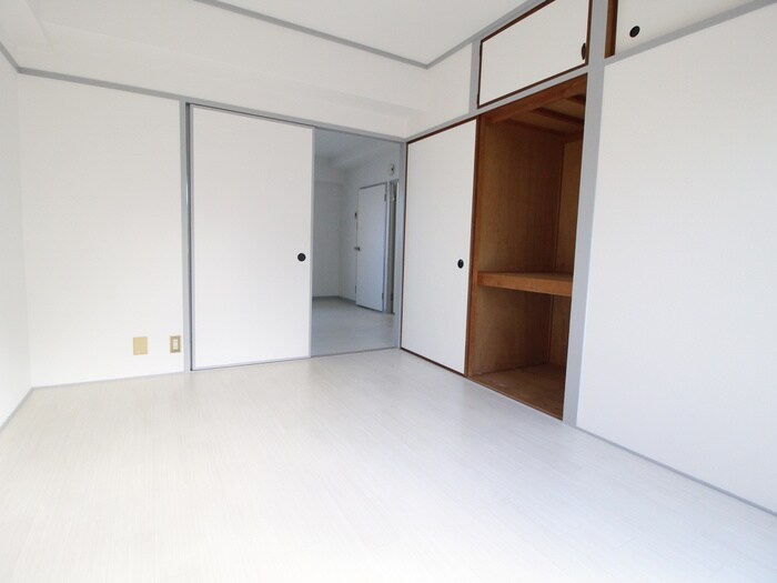 物件内観写真15　(居室)