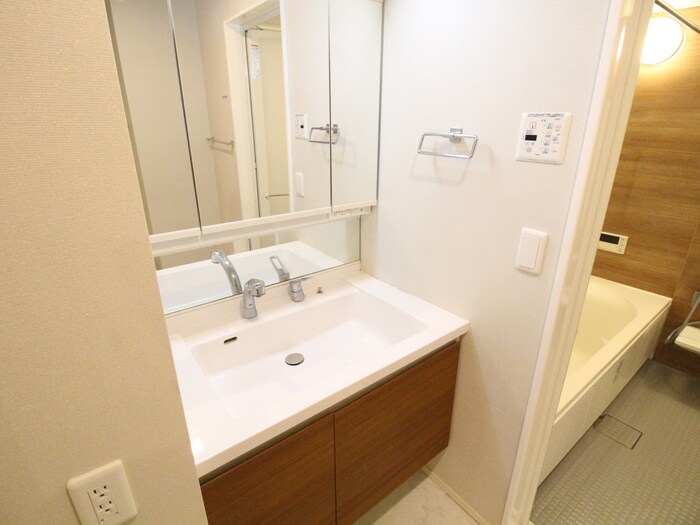 物件内観写真14　(洗面)