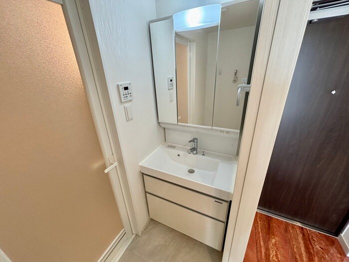 物件内観写真12　(洗面)