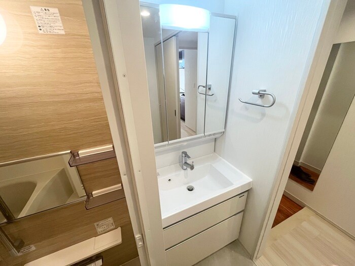 物件内観写真12　(洗面)