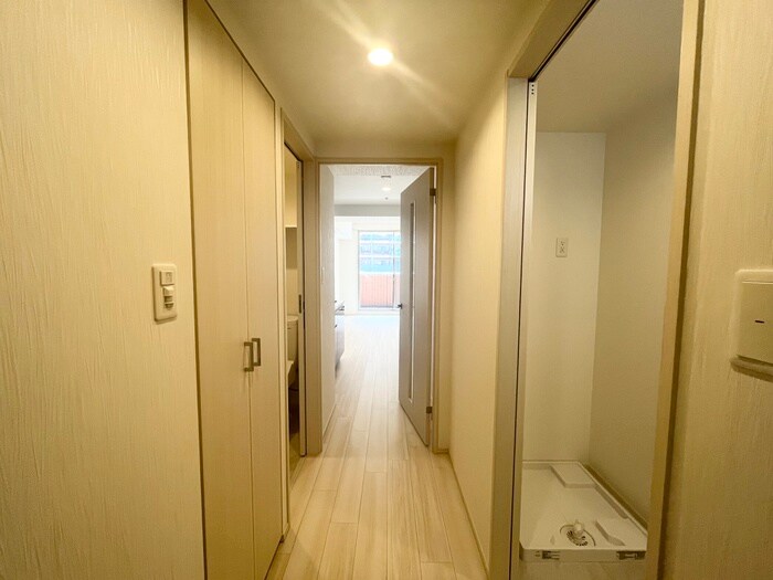物件内観写真16　(廊下)