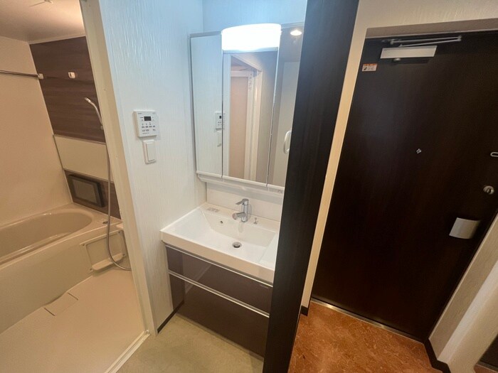 物件内観写真16　(洗面)