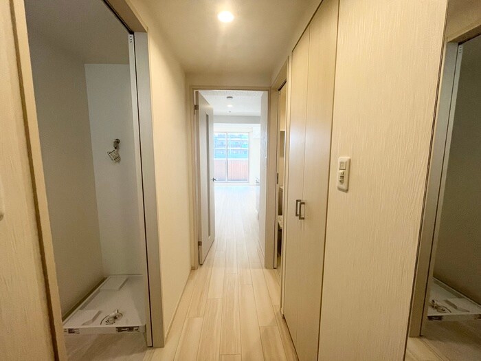 物件内観写真17　(廊下)