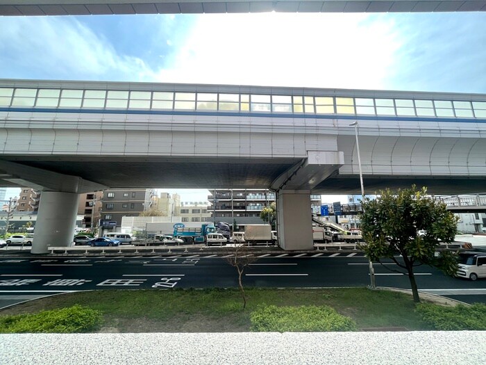 物件内観写真19　(室内からの展望)